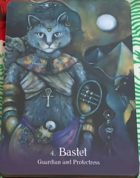 Sacred Mothers and Goddesses Oracle